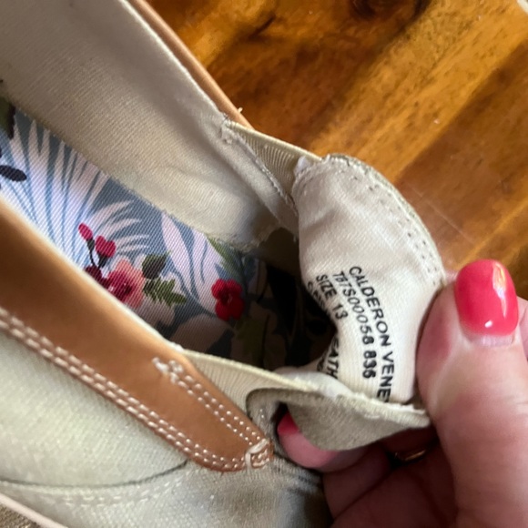 Tommy Bahama Men’s Calderon Venetian Slip-on Loafer - Picture 4 of 7